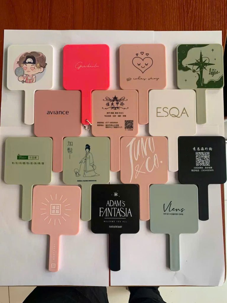 Gương cầm tay bản vuông in logo