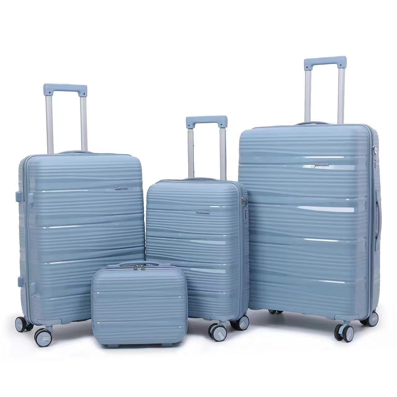 Vali nhựa PP chống va đập. Kích thước: 13inch | 20inch | 24inch | 28inch. In logo theo yêu cầu. Tay kéo hợp kim nhôm chắc chắn, thiết kế công thái học
