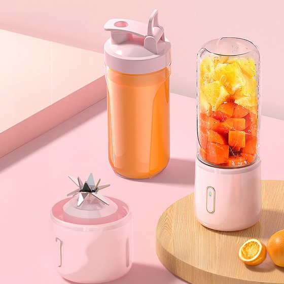 Máy xay sinh tố cầm tay có động cơ mạnh mẽ, xay nhuyễn mịn, bền bỉ. Số lưỡi dao: 6 lưỡi | 12 lưỡi. In logo theo yêu cầu. Kích thước nhỏ gọn, dễ mang theo