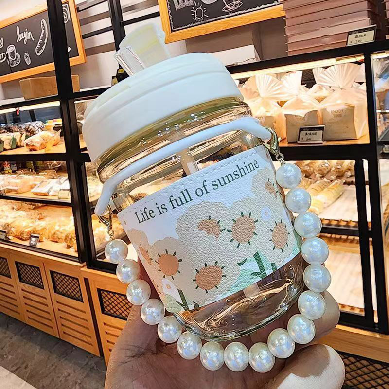 Cốc thủy tinh quai ngọc trai cao cấp, in logo theo yêu cầu, quà tặng độc đáo, thẩm mỹ, thời trang. Giá cạnh tranh. Quà tặng doanh nghiệp tinh tế