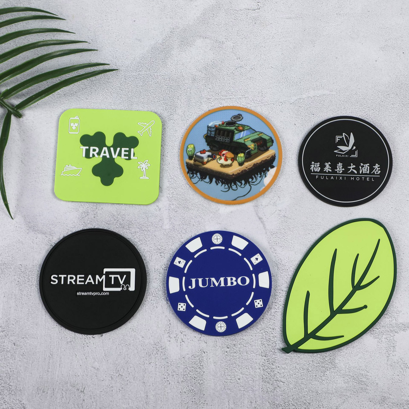 Lót ly PVC mềm chống trượt dễ dàng in ấn, dập nổi logo, slogan hoặc các thiết kế riêng biệt lên bề mặt. Hình dạng: Tuỳ chỉnh