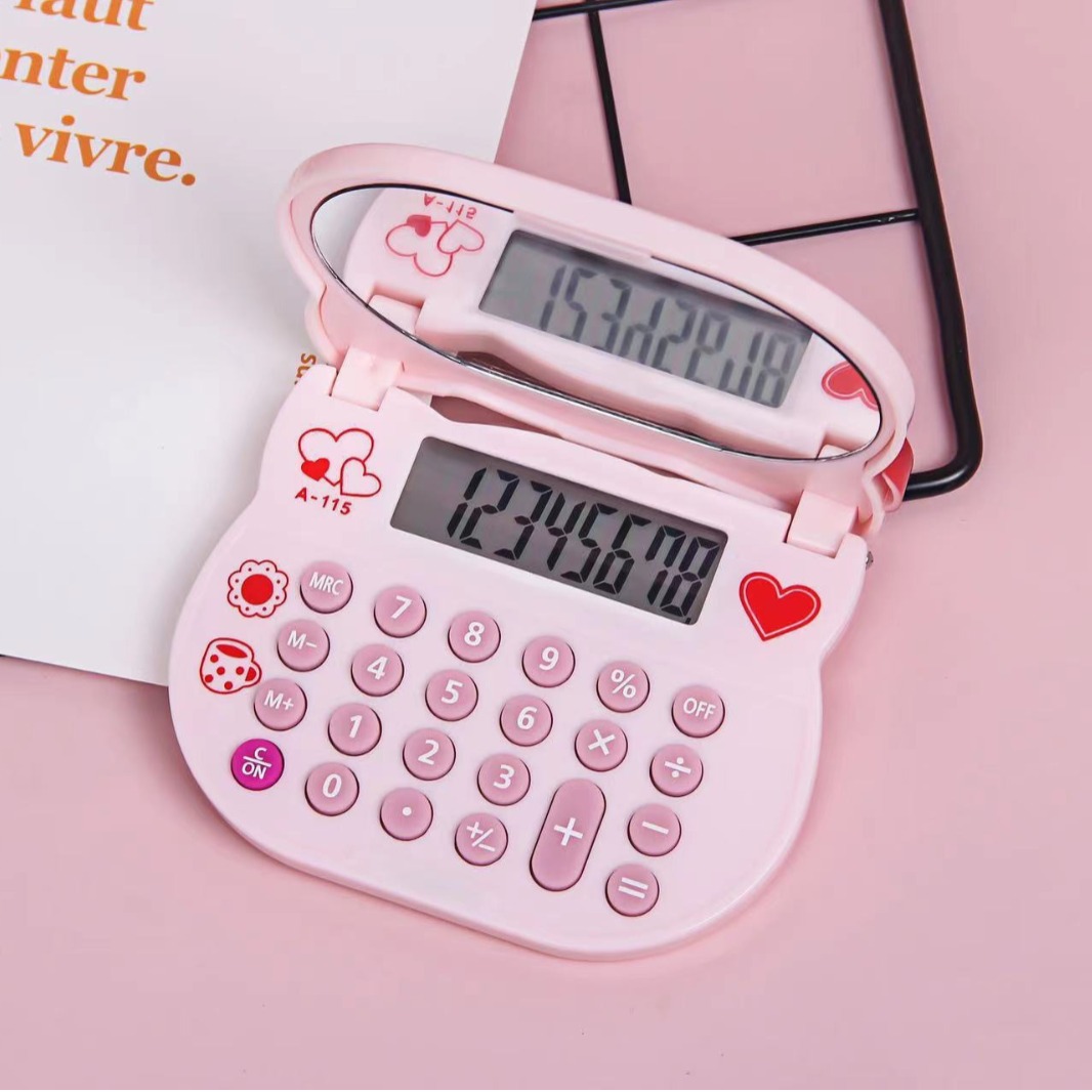 Gương trang điểm kèm máy tính Hello Kitty là phụ kiện đa năng xinh xắn, tích hợp gương soi và máy tính điện tử 8 số tiện lợi. In Logo theo yêu cầu