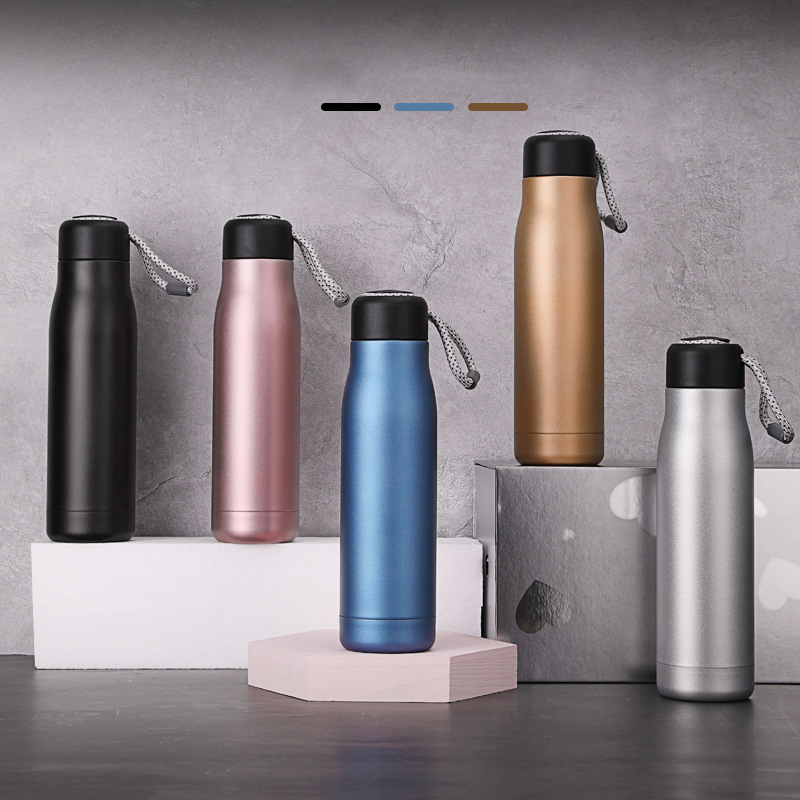 Bình giữ nhiệt 400ml 550ml quai xách dây dù. Kiểu dáng thể thao, có quai xách tiện lợi. In logo theo yêu cầu làm quà tặng