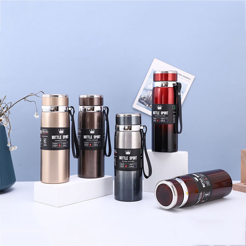 Bình giữ nhiệt phủ bóng có quai xách có lớp phủ bóng bên ngoài. In logo theo yêu cầu. Quà tặng doanh nghiệp thiết thực và ý nghĩa