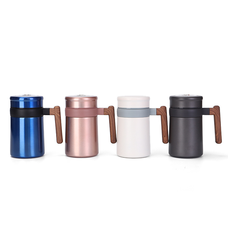Ly giữ nhiệt 500ml thép không gỉ 304 có tay cầm gỗ. In logo theo yêu cầu. Quà tặng doanh nghiệp an toàn, tiện lợi, phong cách bền vững