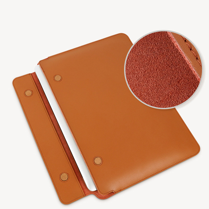 Túi da đựng laptop in logo theo yêu cầu. Phù hợp với tất cả size laptop. Logo có thể được in hoặc dập nổi tinh tế trên bề mặt. Giá cạnh tranh