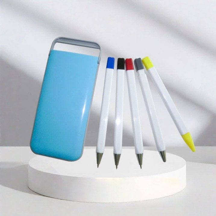 Bộ bút dạ quang gồm 5 cây, có thể tuỳ chỉnh theo yêu cầu (gồm bút dạ quang, bút bi, bút stylus, bút chì kim, đầu tua vít). In Logo theo yêu cầu.