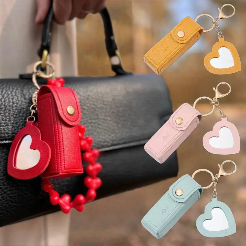Móc khóa túi đựng son môi là món phụ kiện nhỏ xinh nhưng mang đến sự tiện lợi và phong cách cho người dùng, đặc biệt là các tín đồ làm đẹp.