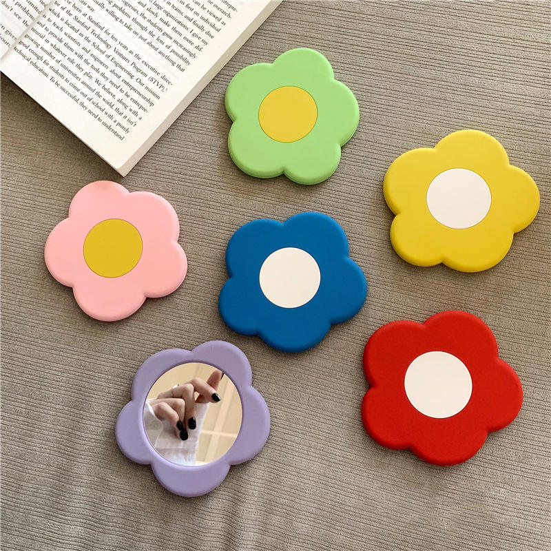 Gương cầm tay mini hoạt hình cute in logo
