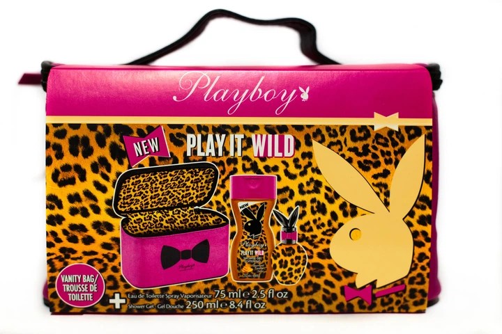 Bộ túi đựng mỹ phẩm mang thương hiệu Playboy là một ví dụ tiêu biểu cho cách một món quà nhỏ có thể tạo nên giá trị marketing bền vững.